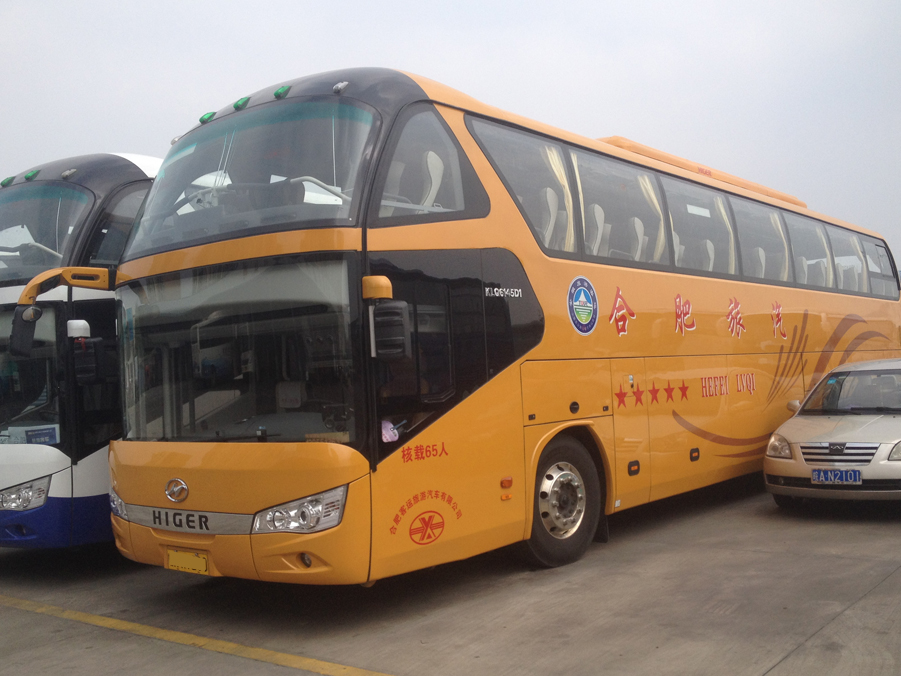 65座金龍大巴車(chē)
